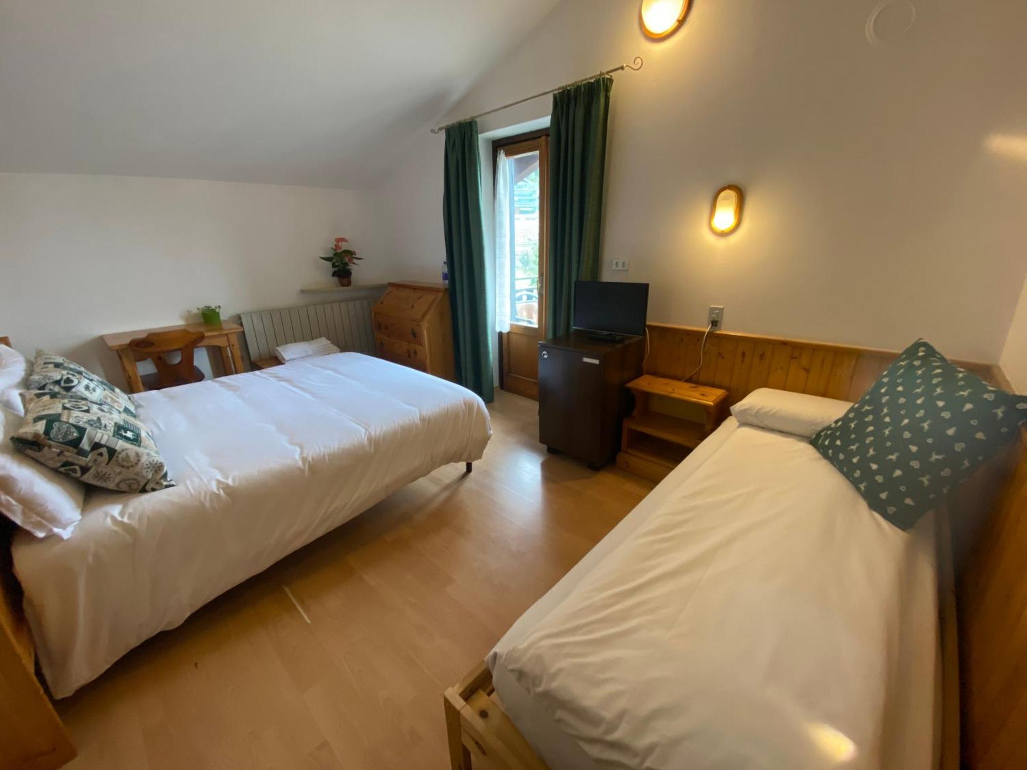 Hotel Col Serena 埃特鲁布莱斯 外观 照片